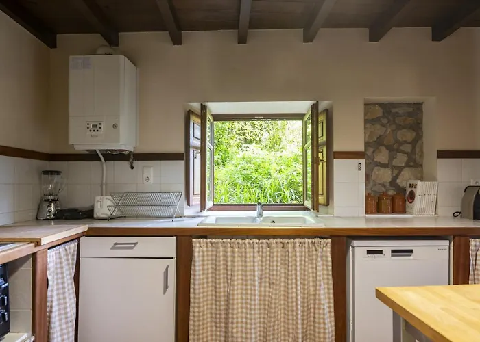 Holiday home Rural Casa Roble -13802 Guemes