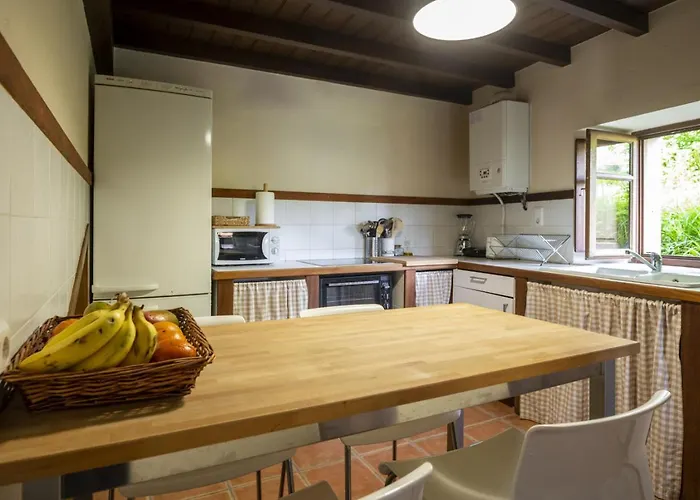 Rural Casa Roble -13802 Guemes